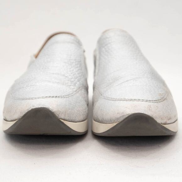 Bon Bonite Silver Leather Slip-On Athletic Fashion Sneakers Size 38 US 7.5-8 - Picture 3 of 10